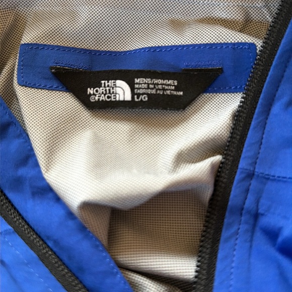 North Face shell - Picture 3 of 6